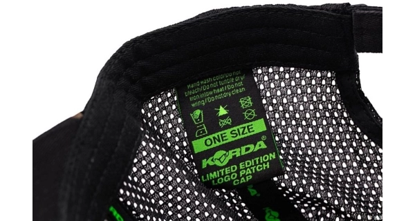 KORDA - Kšiltovka Logo Patch Cap Dark Kamo