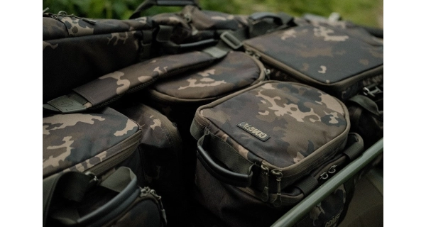 KORDA - Obal na váhu Compac Scales Pouch Dark Kamo