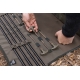 KORDA - Organizér na kolíky a tyče Compac Brolly Wrap Dark Kamo