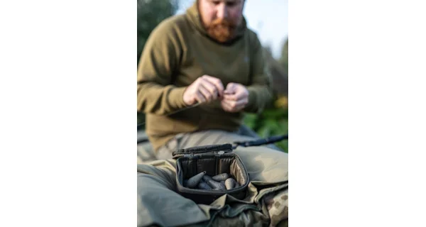 KORDA - Pouzdro Compac 100 Tackle Pouch Dark Kamo