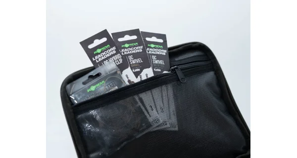 KORDA - Pouzdro Compac 200 Tackle Pouch Dark Kamo