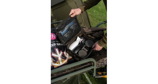 KORDA - Pouzdro Compac 200 Tackle Pouch Dark Kamo