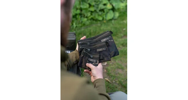 KORDA - Pouzdro Compac Wallets Dark Kamo Set 3 ks