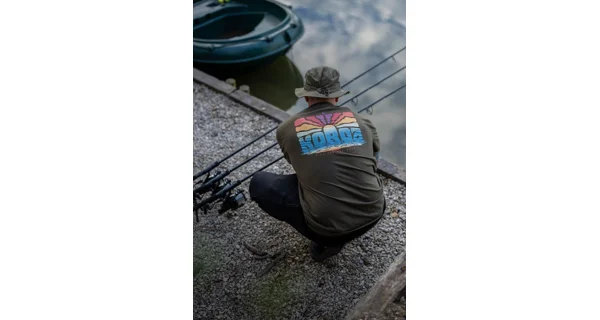 KORDA - Tričko Dawn Vibes Tee Dark Olive vel. L