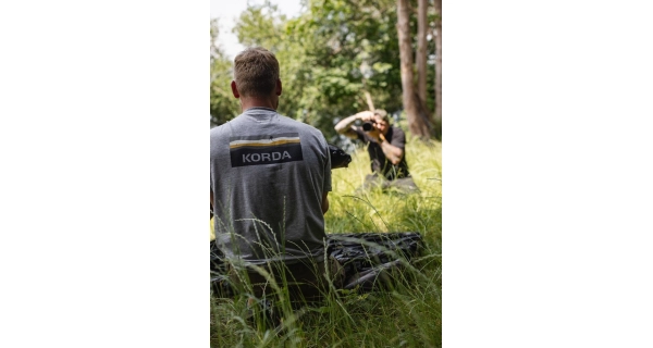 KORDA - Tričko Lakebed Tee Grey vel. 4XL