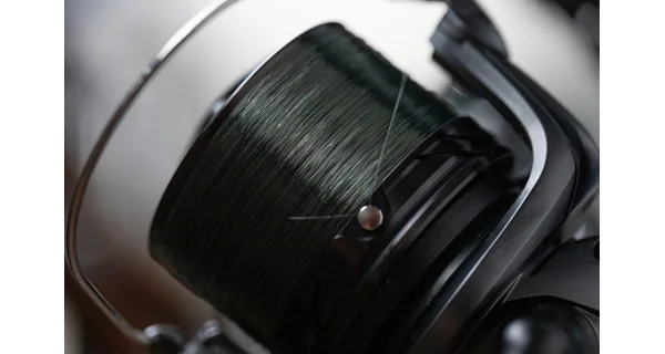 KORDA - Vlasec Kaizen Mono Brown 0,40 mm 9,1 kg 1000 m