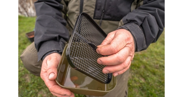 KORUM - Miska se sítem Maggot Tub and Riddle 1,2 l