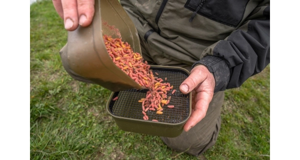 KORUM - Miska se sítem Maggot Tub and Riddle 1,2 l