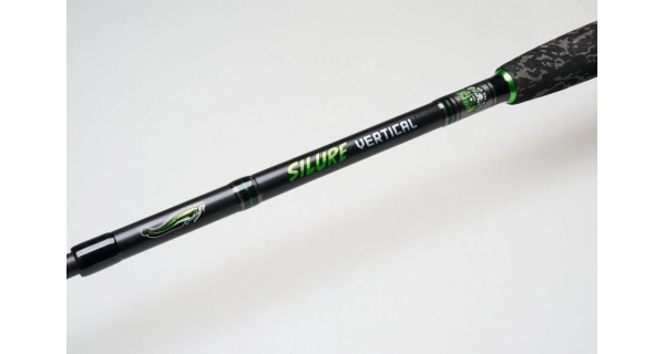 MADCAT - Prut Silure Vertical Combo 1,8 m 100-250 g + naviják Penn Wrath II 5000