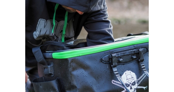 MADCAT - Skládací kbelík Foldable Live Bait Bucket 50 l