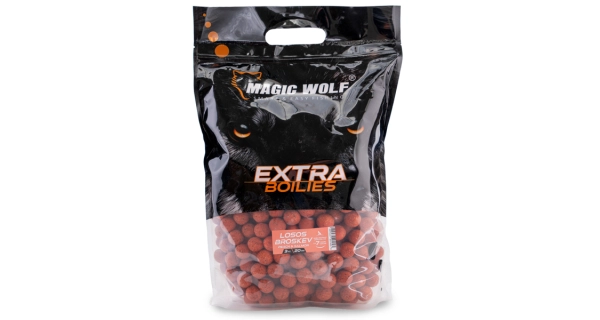 MAGIC WOLF - Boilies Extra 20 mm 3 kg Losos Broskev