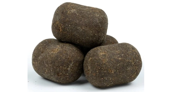 MIKBAITS - Boilie Catfish Zraněný úhoř 50x30 mm 1 kg