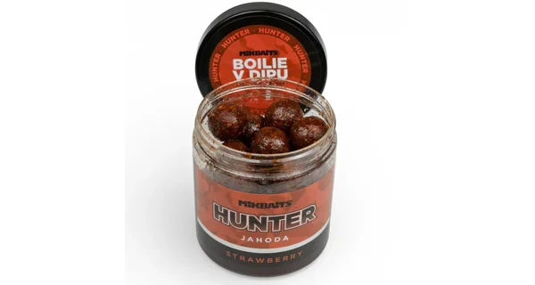 MIKBAITS - Boilie v dipu Hunter 24 mm 250 g Jahoda