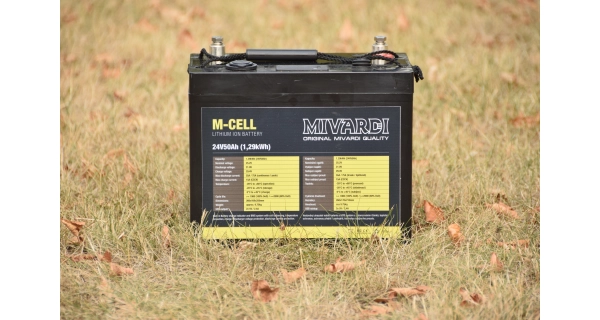 MIVARDI - Baterie M-cell 24V 50 Ah + 10 a nabíječka