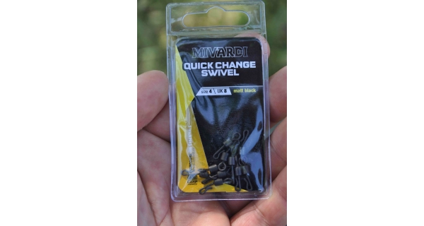 MIVARDI - Change obratlík - černá size 4