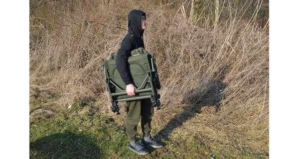 MIVARDI - Křeslo CamoCODE Arm + Transportní taška