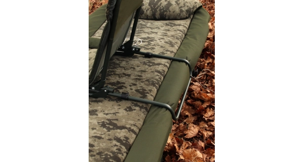 MIVARDI - Křeslo CamoCODE Combi