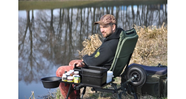 MIVARDI - Křeslo feeder Master + transp. system