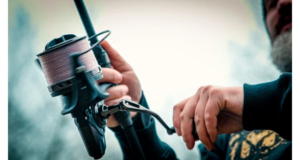 MIVARDI - Naviják Titanus DX 12000