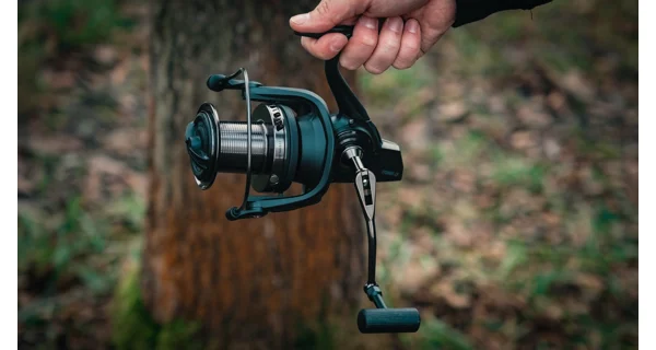 MIVARDI - Naviják Titanus LX 10000