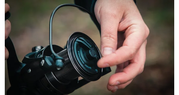 MIVARDI - Naviják Titanus LX 10000