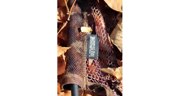 MIVARDI - Podběrák CamoCode