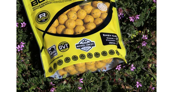 MIVARDI - Rapid boilies easy catch - ananas + N.BA. (950 g - 24 mm )