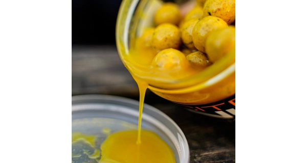 MUNCH BAITS - Dipované boilies Citrus Nut 14mm 200ml