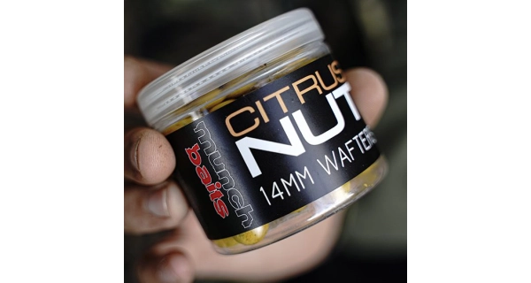 MUNCH BAITS - Wafters boilies Citrus Nut 18mm 200ml