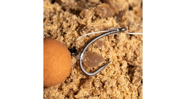 NASH - Hotový návazec Fluorocarbon D-Rig Barbless vel. 8