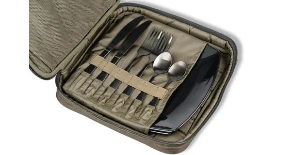 NASH - Jídelní Set Bank Life Dining Set