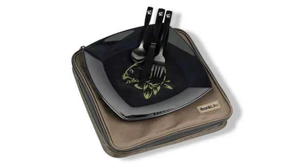 NASH - Jídelní Set Bank Life Dining Set
