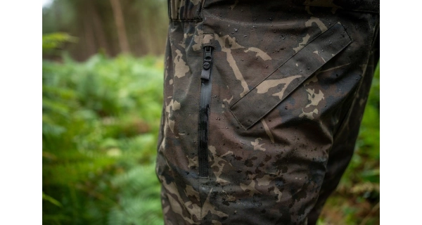 NASH - Kalhoty Zero Tolerance Helluva Waterproof Bib and Brace Camo vel. 2XL
