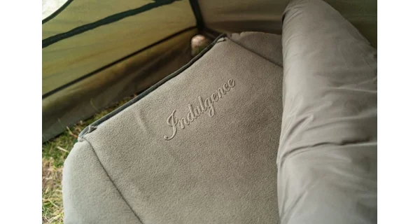 NASH - Lehátko Indulgence 4 Leg Junior Sleep System Camo