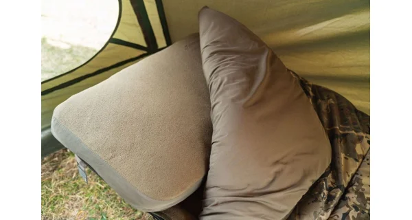 NASH - Lehátko Indulgence 4 Leg Junior Sleep System Camo