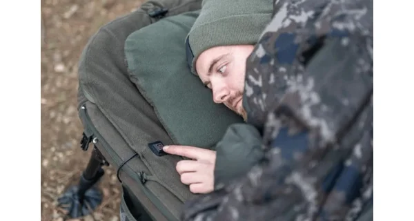 NASH - Lehátko Indulgence MF60 8 Legs Wide Heated Blanket Bundle