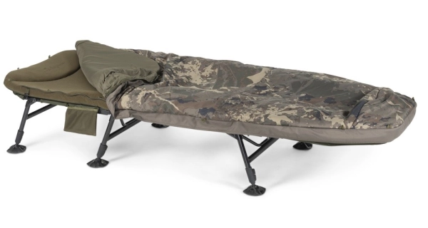 NASH - Lehátko se spacákem Indulgence HD40 Sleep System 6 Legs Camo