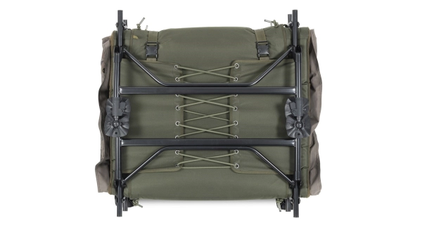 NASH - Lehátko se spacákem Indulgence HD40 Sleep System 6 Legs Camo