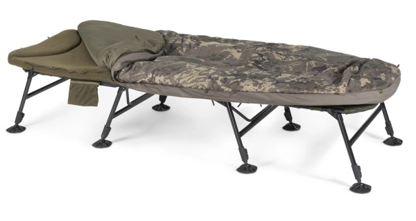 NASH - Lehátko se spacákem Indulgence HD40 Sleep System 8 Legs Camo