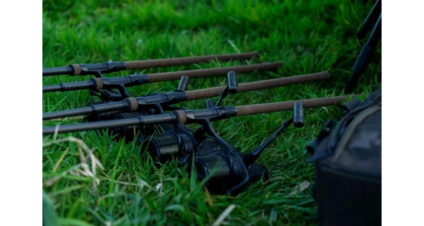 NASH - Prut Scope OPS Dark Cork 10 ft 3,25 lb 2 díly