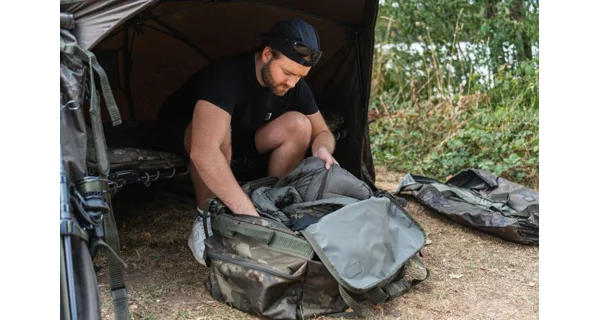 NASH - Taška Subterfuge Duffel Bag Small 20 l