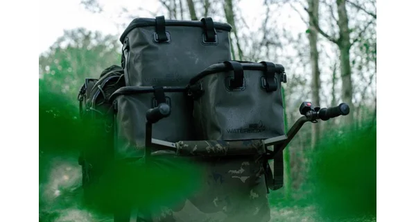 NASH - Taška Subterfuge Waterbox Carryall Small
