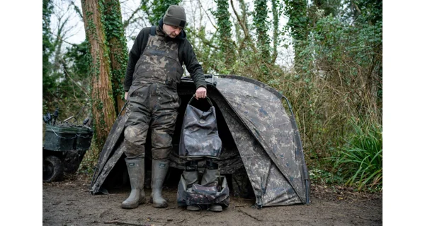 NASH - Taška Subterfuge Waterproof Wader & Boot bag