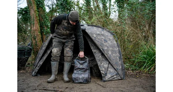 NASH - Taška Subterfuge Waterproof Wader & Boot bag