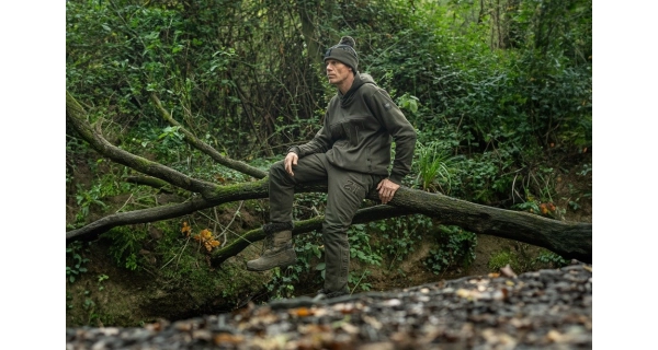 NASH - Tepláky Zero Tolerance Wind Chill Joggers Varsity vel. M