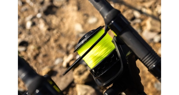NASH - Vlasec Armourline Super Strong Mono UV Yellow 1000 m 0,45 mm 11,33 kg