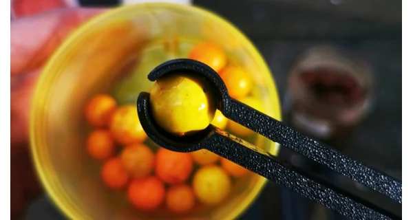 PIMP MY TACKLE - Boilies pinzeta s kráječem Tweezers Small 12-18mm
