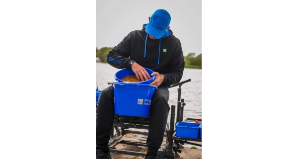PRESTON - Kbelík Bucket Set 18 l