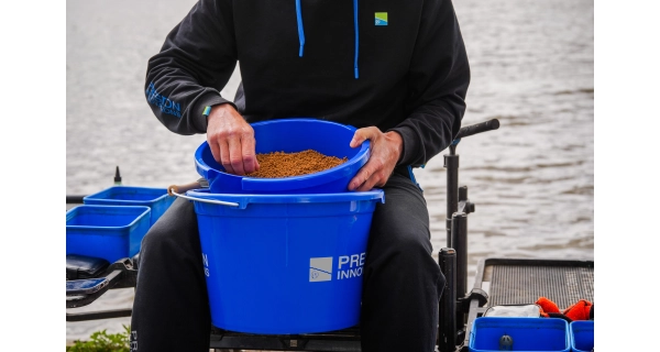 PRESTON - Kbelík Bucket Set 18 l