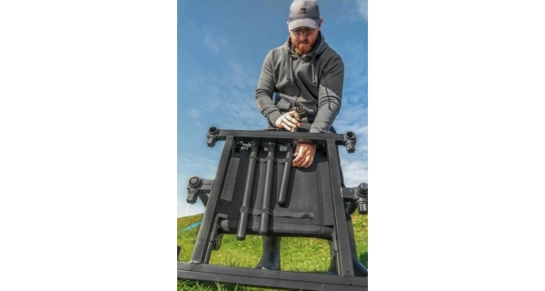 PRESTON - Křeslo Absolute 36 Feeder Chair